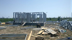 Montaj structura metalica pentru proiect de casa in Domnesti thumbnail