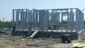 Montaj structura metalica pentru proiect de casa in Domnesti thumbnail
