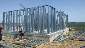 Montaj structura metalica pentru proiect de casa in Domnesti thumbnail