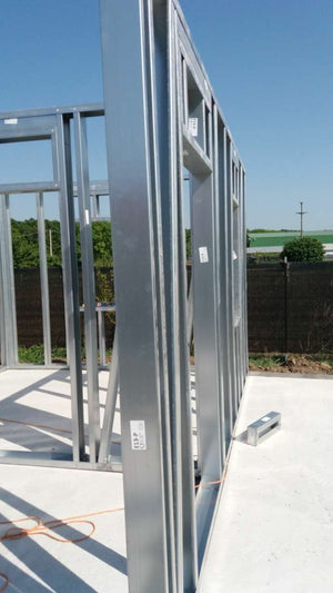 Montaj casa pe structura metalica parter 96mp Magurele thumbnail
