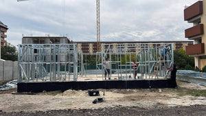 Montaj parter structura metalica usoara proiect de casa P+1E thumbnail