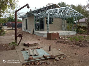 Placare exterioara din fibrociment casa metalica parter cu terasa acoperita thumbnail