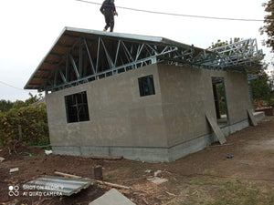 Placare exterioara din fibrociment casa metalica parter cu terasa acoperita thumbnail