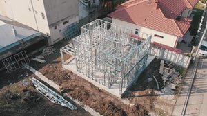 Filmare cu drona montaj structura metalica casa 198 mp thumbnail