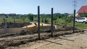 Cofraj fundatie casa metalica duplex si sapatura gard perimetral thumbnail