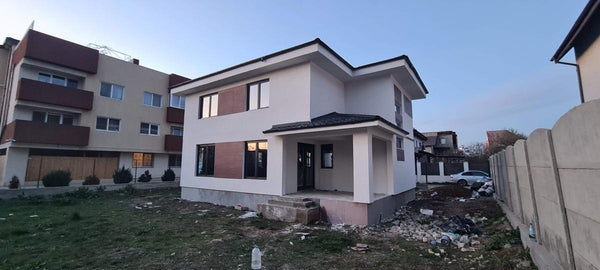 Santier finalizare fatade constructie rezidentiala