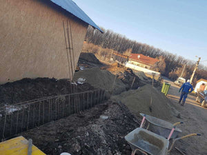 Sapatura fundatie gard din beton si lemn GA04 thumbnail