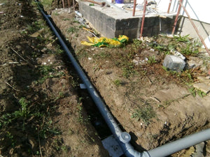 Sapatura mecanizata trasee canalizare si montaj fosa septica proiect casa Saftica thumbnail