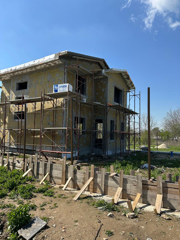 Termoizolatie exterioara aplicata uniform pe casa P+E