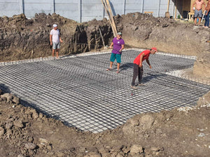 Turnare beton de egalizare si plantare fier placa de suport pardoseala thumbnail