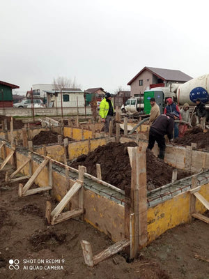 Turnare beton grinzi fundatie proiect casa parter etaj in Berceni thumbnail