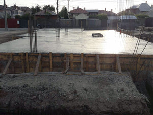 Turnarea placii peste sol pentru casa pe zidarie 386mp in Bucuresti thumbnail