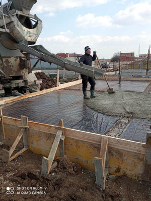 Turnare placa peste sol fundatie casa pe structura metalica P+1E thumbnail