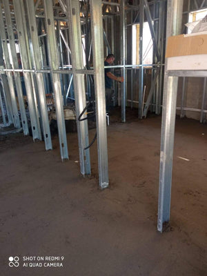 Turnare sapa mecanizata casa parter pe structura metalica thumbnail