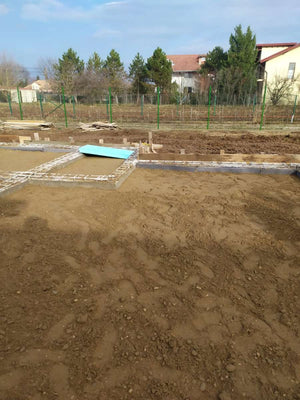 Umplerea spatiilor dintre fundatii pentru casa de 162 mp in Snagov thumbnail