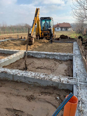 Umplerea spatiilor dintre fundatii pentru casa de 162 mp in Snagov thumbnail