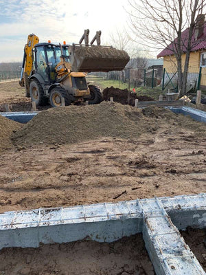 Umplerea spatiilor dintre fundatii pentru casa de 162 mp in Snagov thumbnail