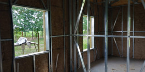 Umplutura peretilor cu vata minerala constructie casa metalica thumbnail